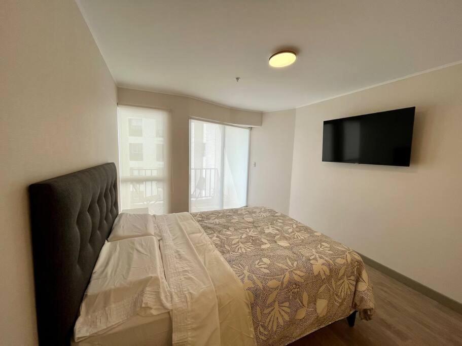 Apartment With Incredible View, Pool And Gym